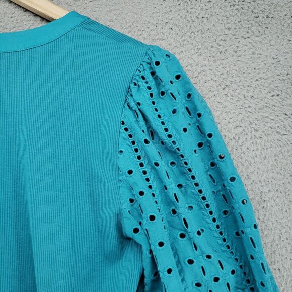Chico's Pagoda Blue Ribbed Knit Eyelet Henley Top 1/2 Button Womens Size 1 - Picture 12 of 16